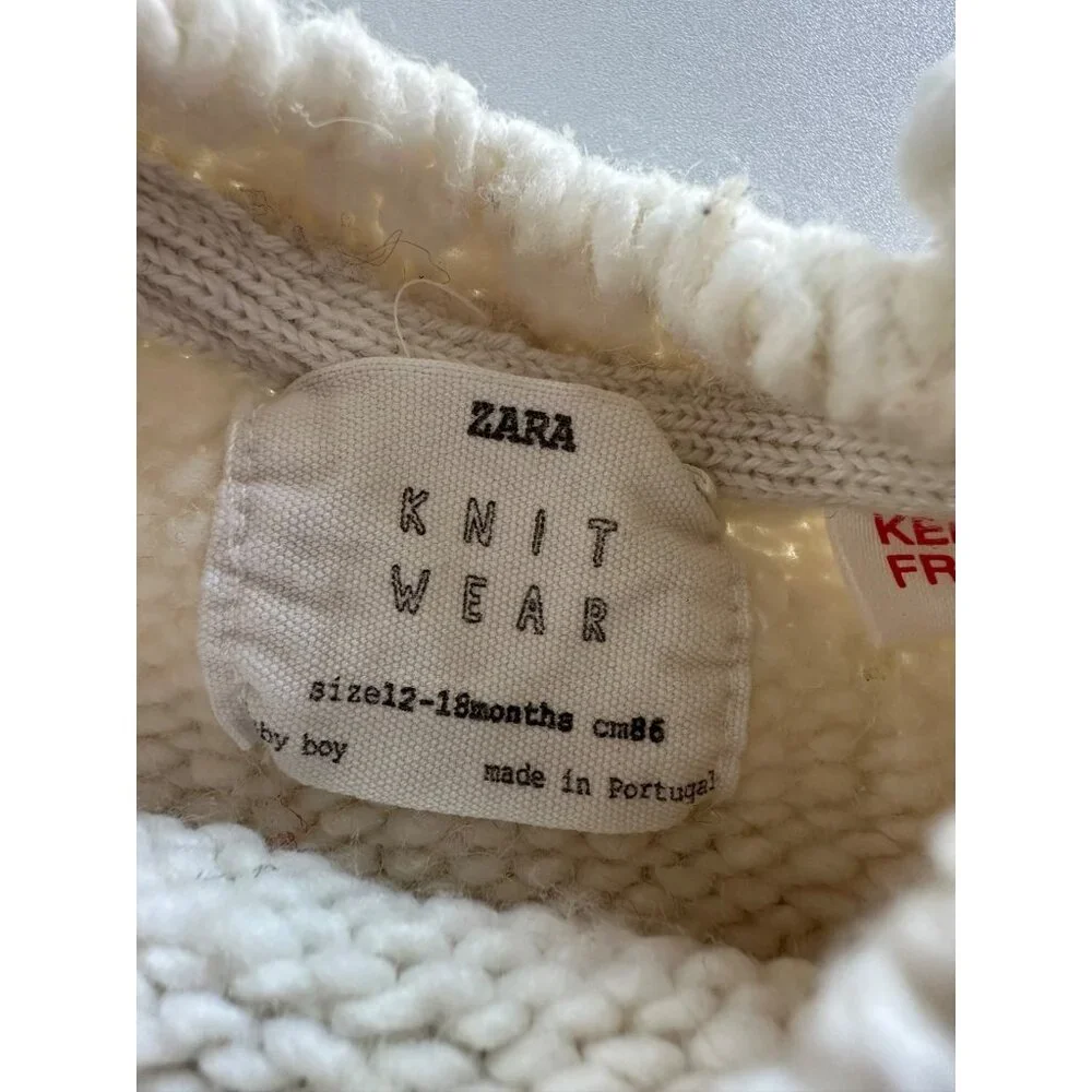 Zara Baby 12-18 Month OMG ITS SNOW ING Knit Oversized Warm Sweater Holiday